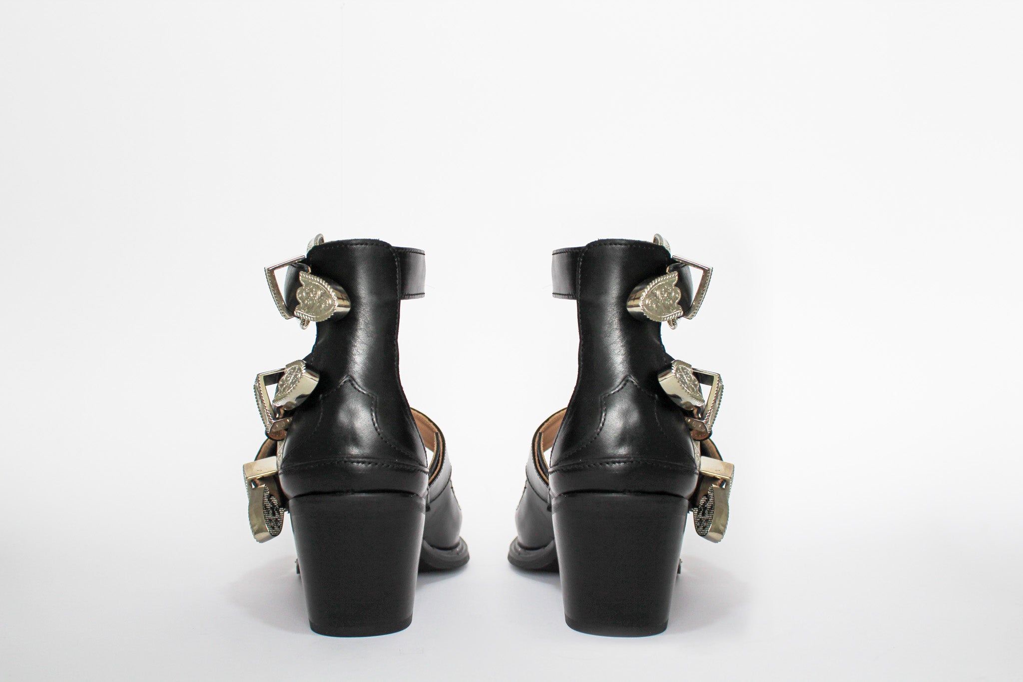 LUAR - PREVENTA -